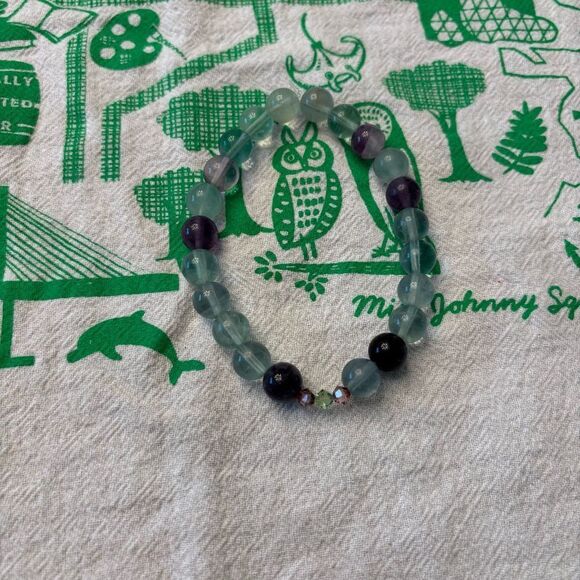 Elegant Multicolor Beaded Bracelet fluorite 7” with Swarovski beads - Picture 5 of 5